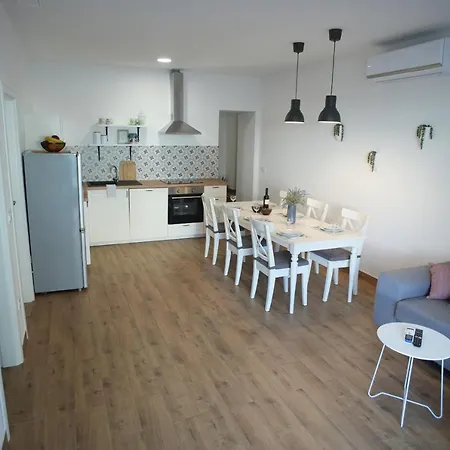 Petrich Apartment
