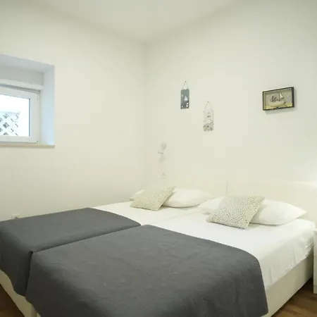 Petrich Apartment