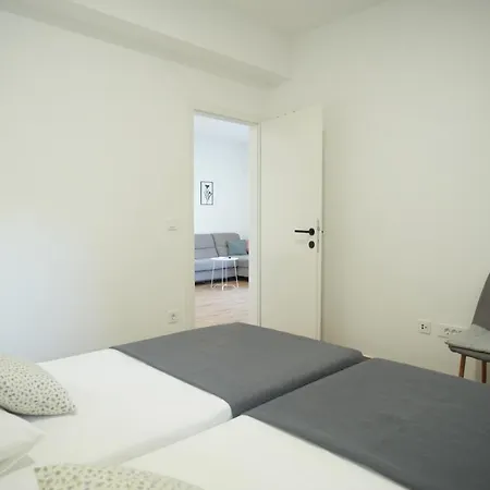 Petrich Apartment