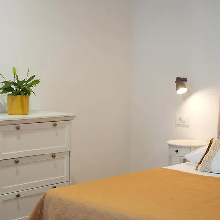 Petrich Apartmán Jesenice (Split-Dalmatia)